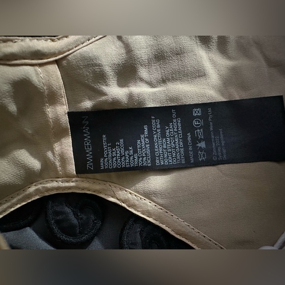 Zimmermann
SENSORY VELVET LACE BODICE AU 3 US 10 - Picture 8 of 11